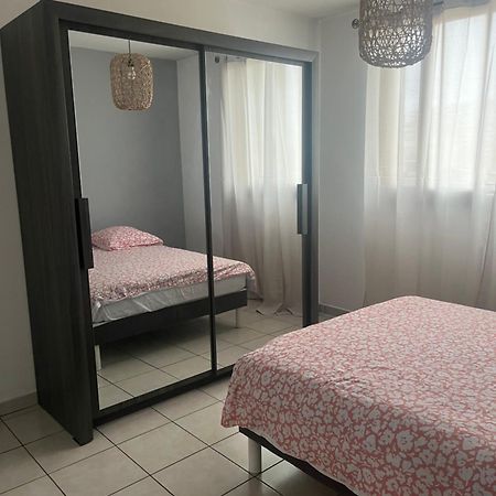 Appart T3 Proche Metro -Draps Et Serviettes Inclus Marseille Exteriér fotografie